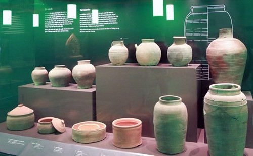 Vietnamese archaeological treasures exhibited in Germany - ảnh 1
